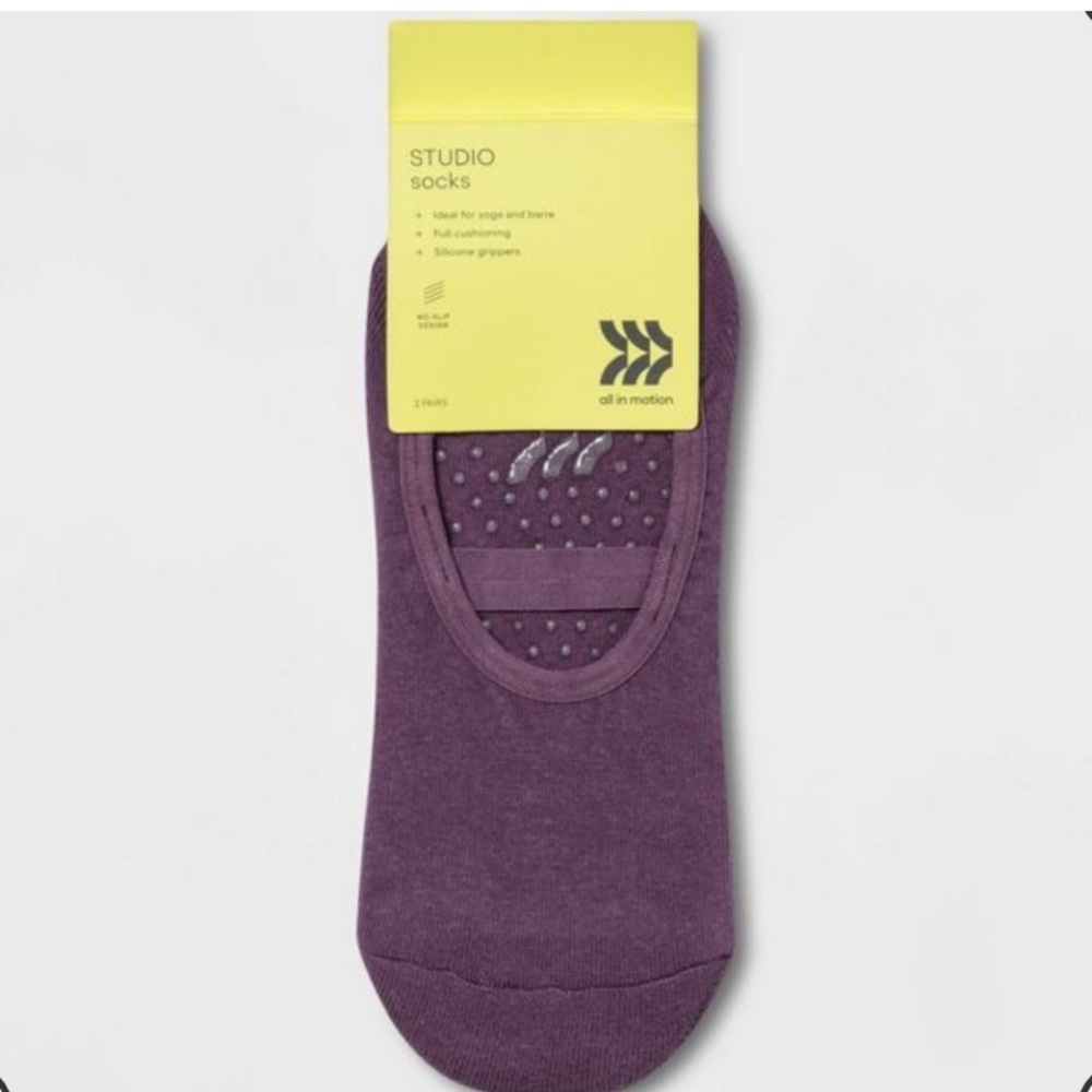Barre /yoga/workout pair of socks
